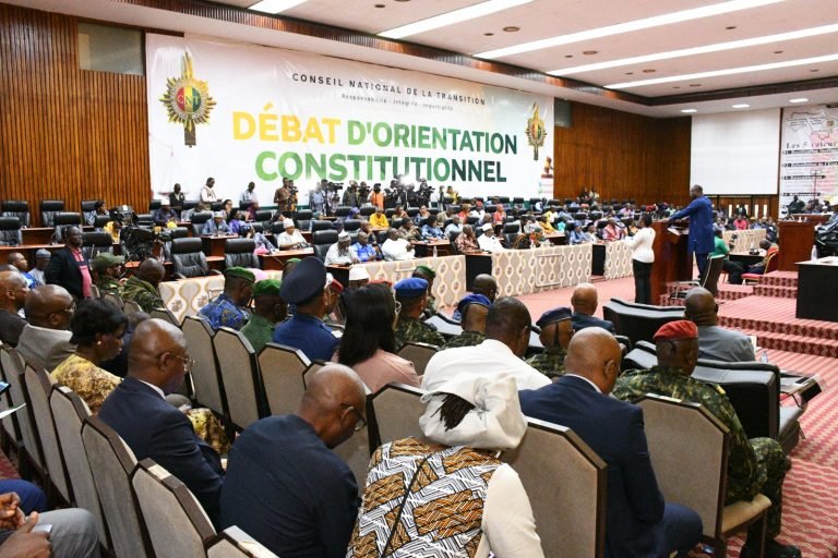 CNT. C&rsquo;est partie pour le débat d&rsquo;orientation constitutionnel pour la rédaction de la nouvelle constitution