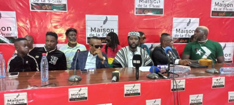 La gestion du  ministre Bill de Sam, remise en cause par un groupe d&rsquo;artistes