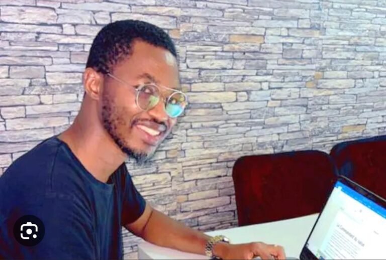 La HAC suspend le site depechequinee.com pour 9 mois et le journaliste Latif DIALLO pour 6 mois