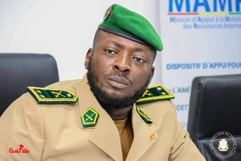 Général Amara Camara, « Général Diarra Camara, mon vénérable père, est décédé »
