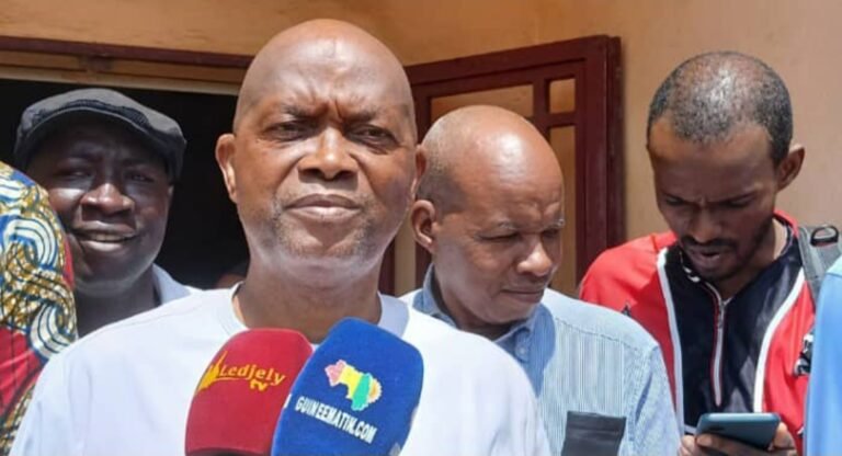 Guinée : le SLECG menace de perturber  les examens nationaux 