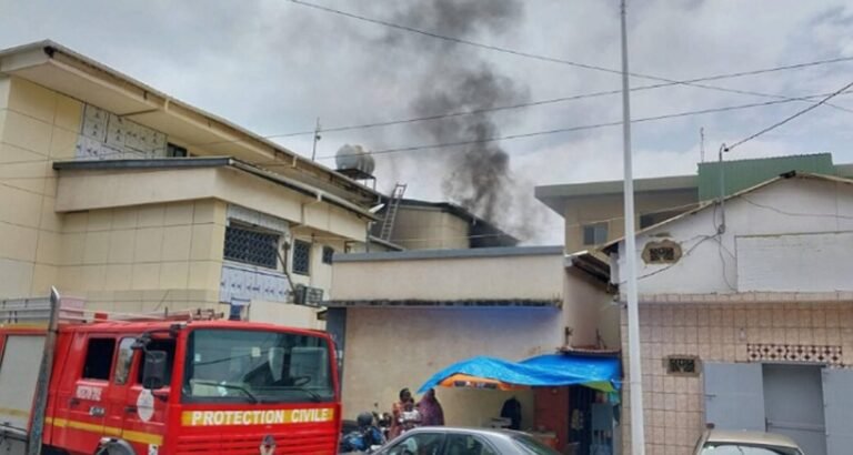 Ministère de l&rsquo;habitat : l&rsquo;incendie a été vite maîtrisé 