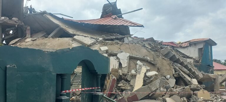 Conakry. Un immeuble de trois étages s&rsquo;effondre sans faire de victimes à la Minière 