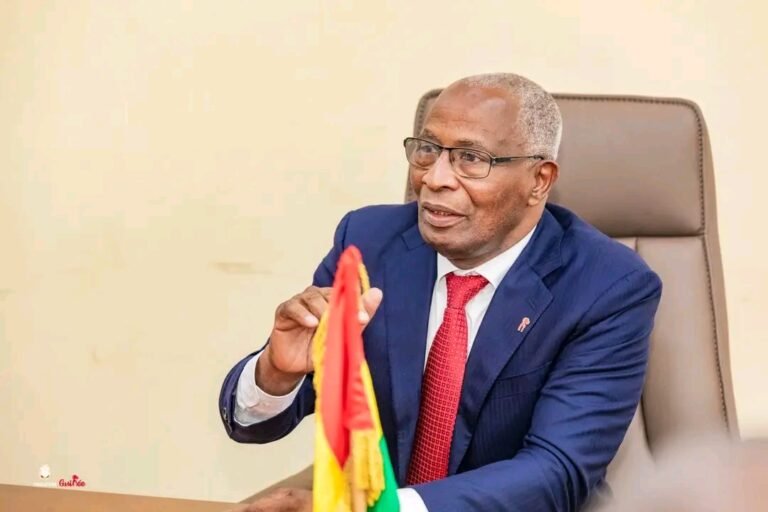 Le cas de rénovation de l&rsquo;hôpital Ignace Deen est en cours d&rsquo;étude selon le PM Bah Oury 