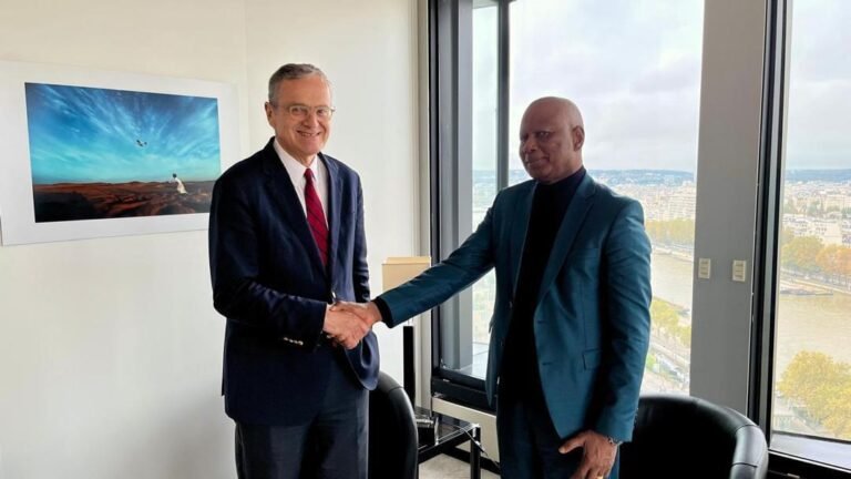 Coopération : le Président de la HAC GUINEE reçu par son homologue de l’ARCOM FRANCE