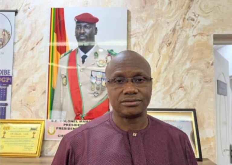 Guinée. Des employés de l&rsquo;OGP réclament des arriérés de salaires à Mandjan Sidibé 