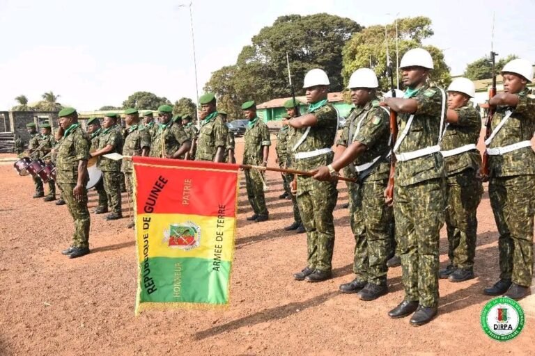 Guinée. La DIRPA dénonce la diffusion de fausses informations sur l&rsquo;armée et menace les auteurs 