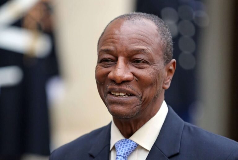 Le parti d&rsquo;Alpha Condé dénonce des défaillances au sein du gouvernement de Bah Oury