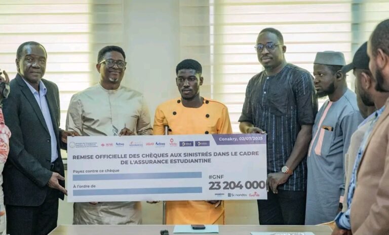Une première en Guinée : des étudiants indemnisés grâce à l&rsquo;assurance estudiantine 