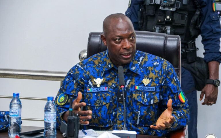 Le fichier électoral dévoilé : Général Balla Samoura salut la “résilience” du peuple de Guinée 