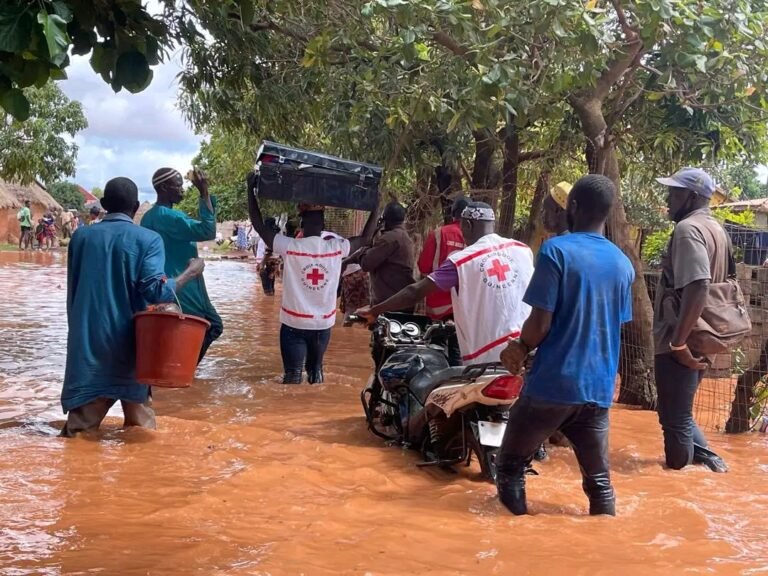 Inondations à Siguiri : la commune urbaine submergée après de fortes pluies