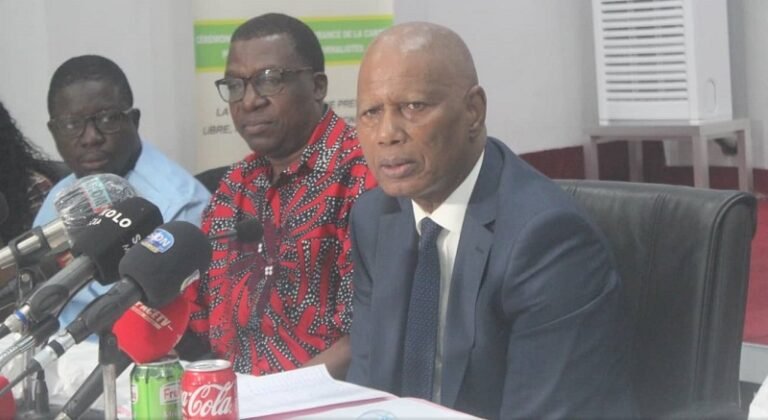 Guinée : La HAC convoque les acteurs politiques et la société civile reconnus par l&rsquo;Etat 
