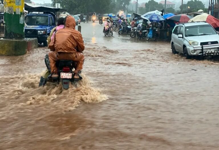 Orages imminents en Guinée : l’ANM met en garde contre des risques d’inondation