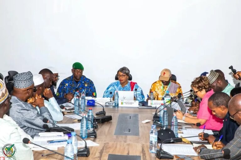 Présidentielle 2025 : transparence, sécurité, financement… la DGE met les candidats à jour