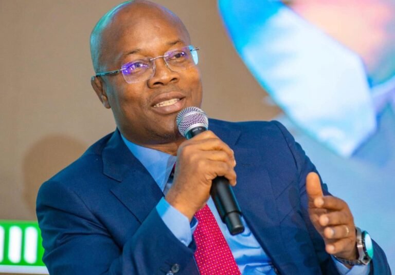 L’heure de l’unité nationale, par Ousmane Gaoul Diallo, ministre.