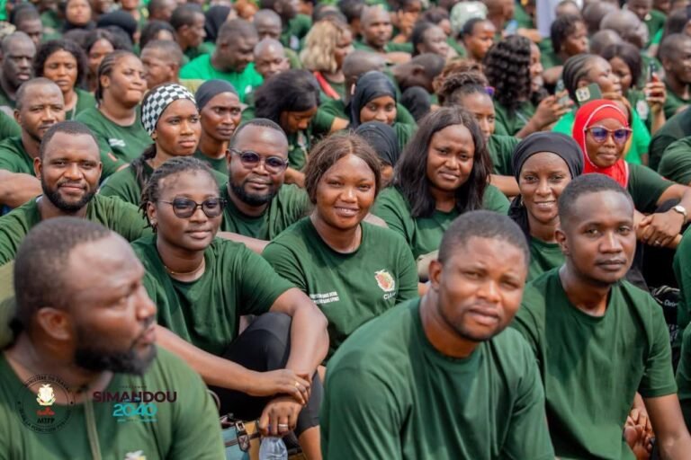 Guinée/Fonction publique : les agents recrutés en 2024 officiellement titularisés