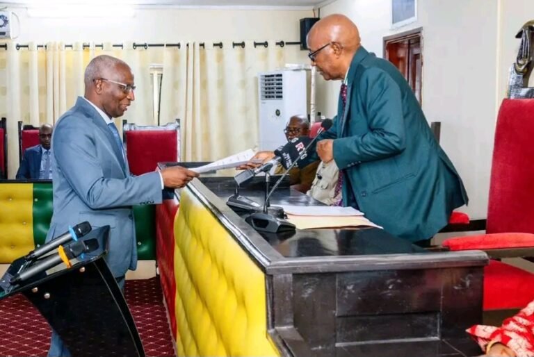Guinée : le Premier ministre Bah Oury dépose sa déclaration de biens à la Cour suprême