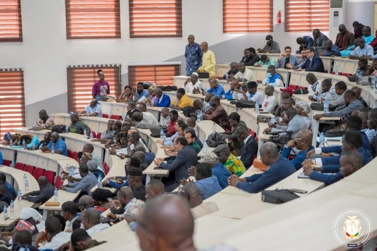 Guinée : 300 docteurs recrutés pour transformer durablement l’université