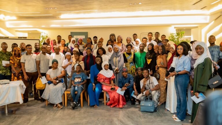 Conakry : l’ABLOGUI sensibilise les jeunes aux opportunités des métiers du digital