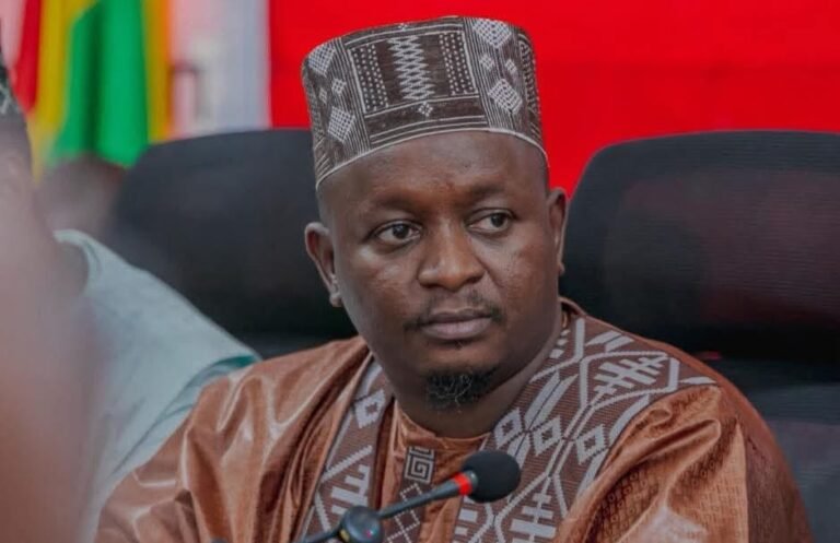 Guinée : fraudes à l’assurance des artistes, Moussa Moïse Sylla hausse le ton et promet des contrôles stricts