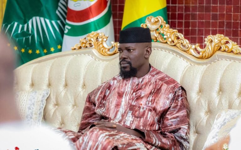 Examens nationaux : Mamadi Doumbouya met en garde contre tout nouveau dysfonctionnement