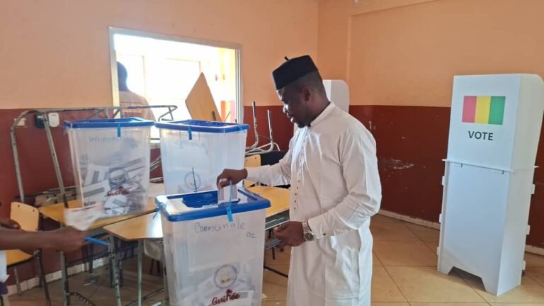 Abdoulaye Kourouma après son vote : « Nous n’avons que la Guinée en commun »