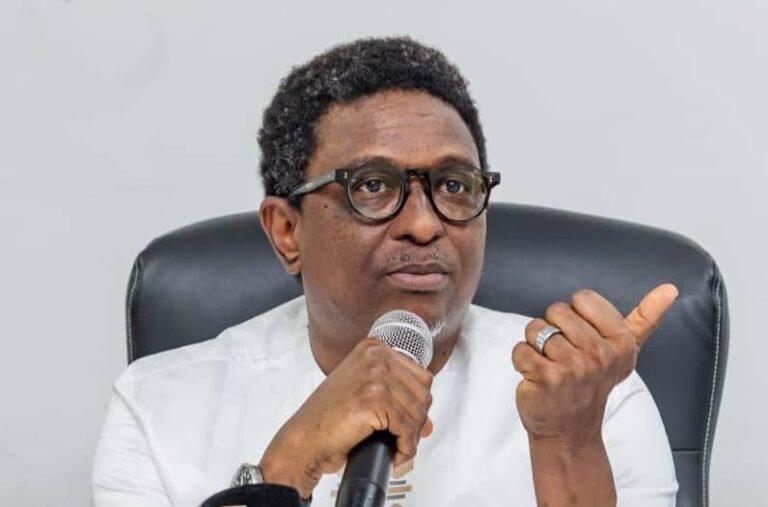 Alpha Bacar Barry durcit le ton : rigueur exigée pour les 100 futurs inspecteurs de l’enseignement technique
