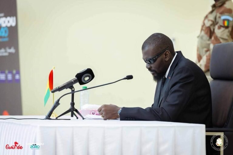 Guinée : Mamadi Doumbouya referme le chapitre du Conseil national de la Transition