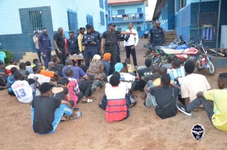 Opération « Ouragan » : la Police nationale démantèle des fumoirs de drogue à Sonfonia, Conakry 