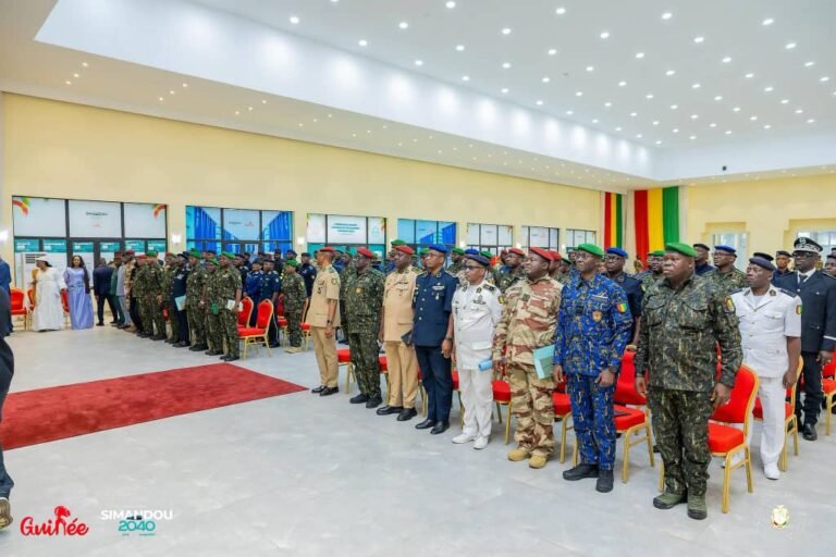 Guinée : des officiers de l’armée promus par Mamadi Doumbouya