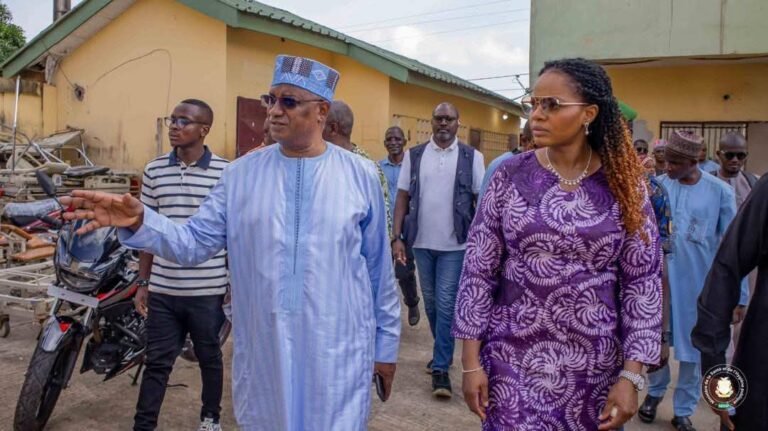 Camp Camayenne : la ministre Khaïté Sall accélère la mise en service des unités transférées
