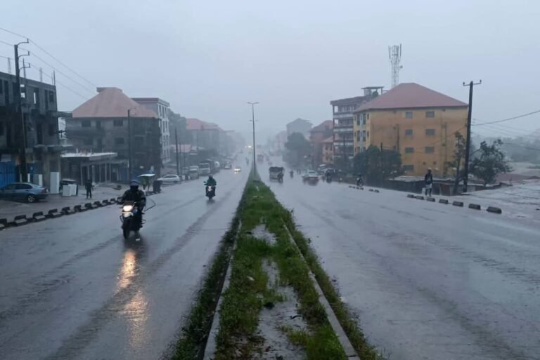 Guinée : alerte orange face aux risques d’averses, d’orages et de vents forts