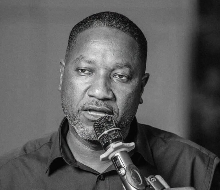 Séné Diallo : portrait d&rsquo;une figure des médias et de la culture en Guinée
